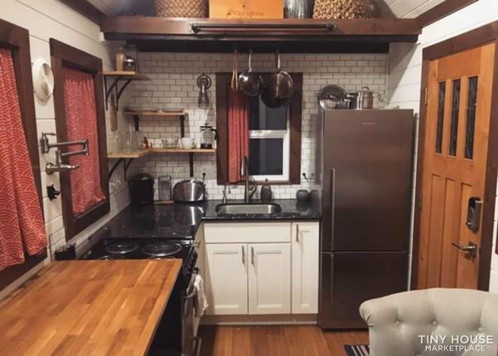 Tiny House for Sale - Stylish, Cozy, Green! - Image 3 Thumbnail