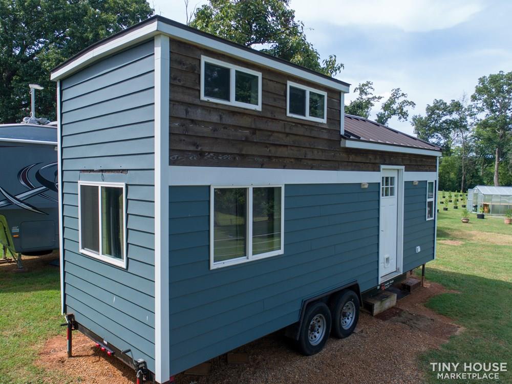 Tiny House from Tiny House Nation! - Image 2 Thumbnail