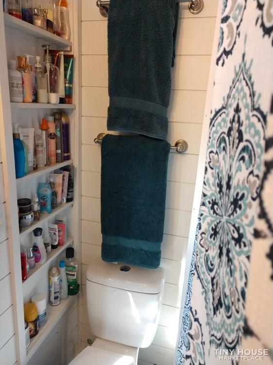 Tiny house in gated family friendly approved tiny house community - Image 3 Thumbnail