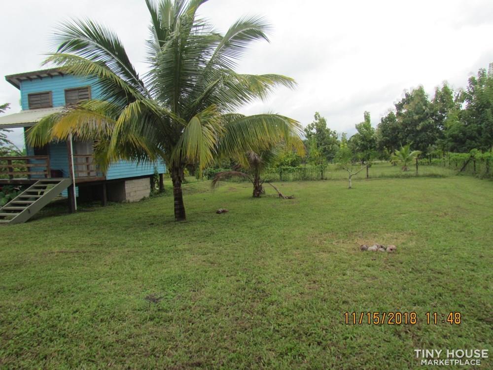 Off-Grid Tiny House in Beautiful Belize on .50 acre Lot - Image 3 Thumbnail