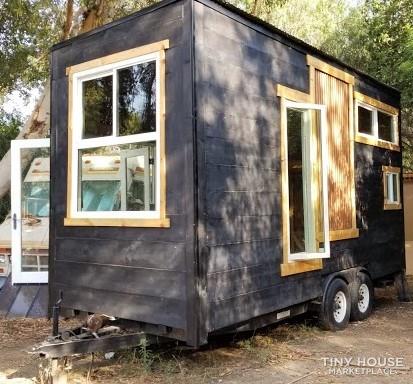 Tiny House In San Diego - Image 2 Thumbnail