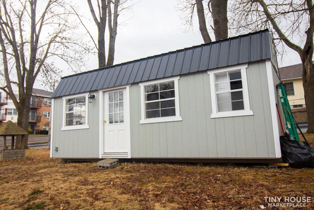 Tiny House, Minimalist Life-Style  - Image 2 Thumbnail