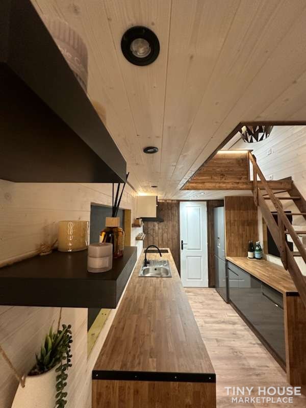 Tiny House Normandie - Image 4 Thumbnail