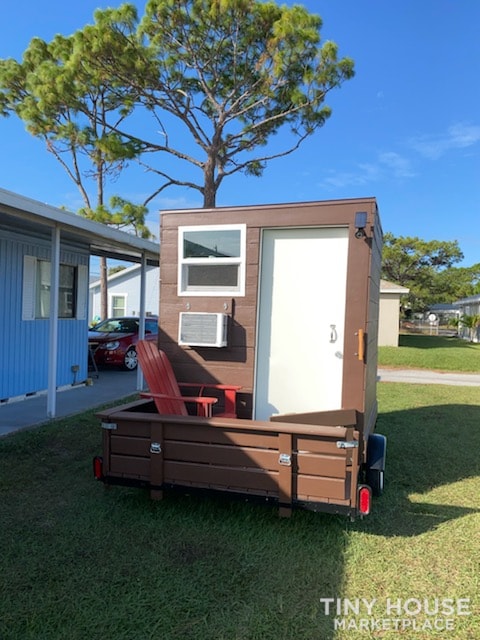 Tiny House/Office/Tailgaters Extravaganza  - Image 4 Thumbnail