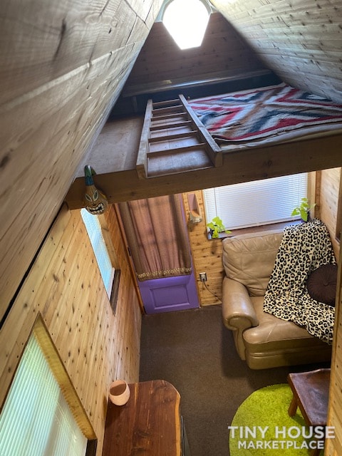 Tiny House on 16ft Trailer - Image 2 Thumbnail