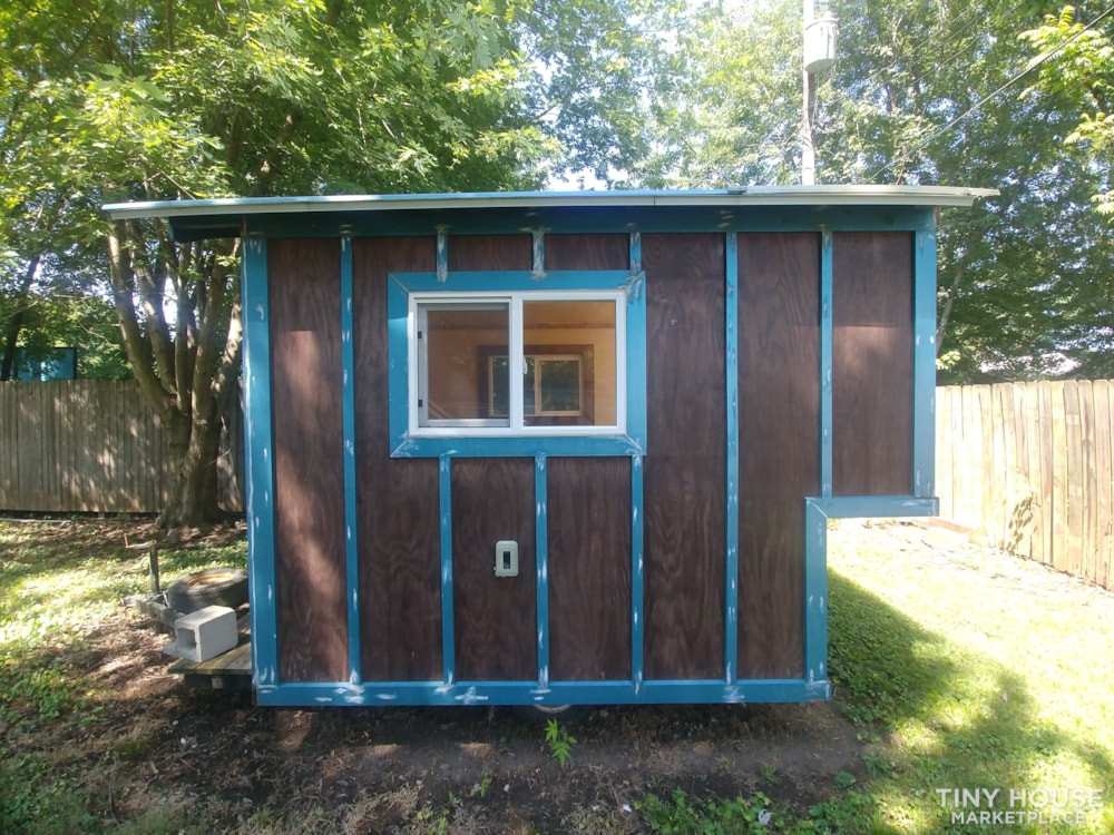 Tiny House on a Trailer - Image 3 Thumbnail