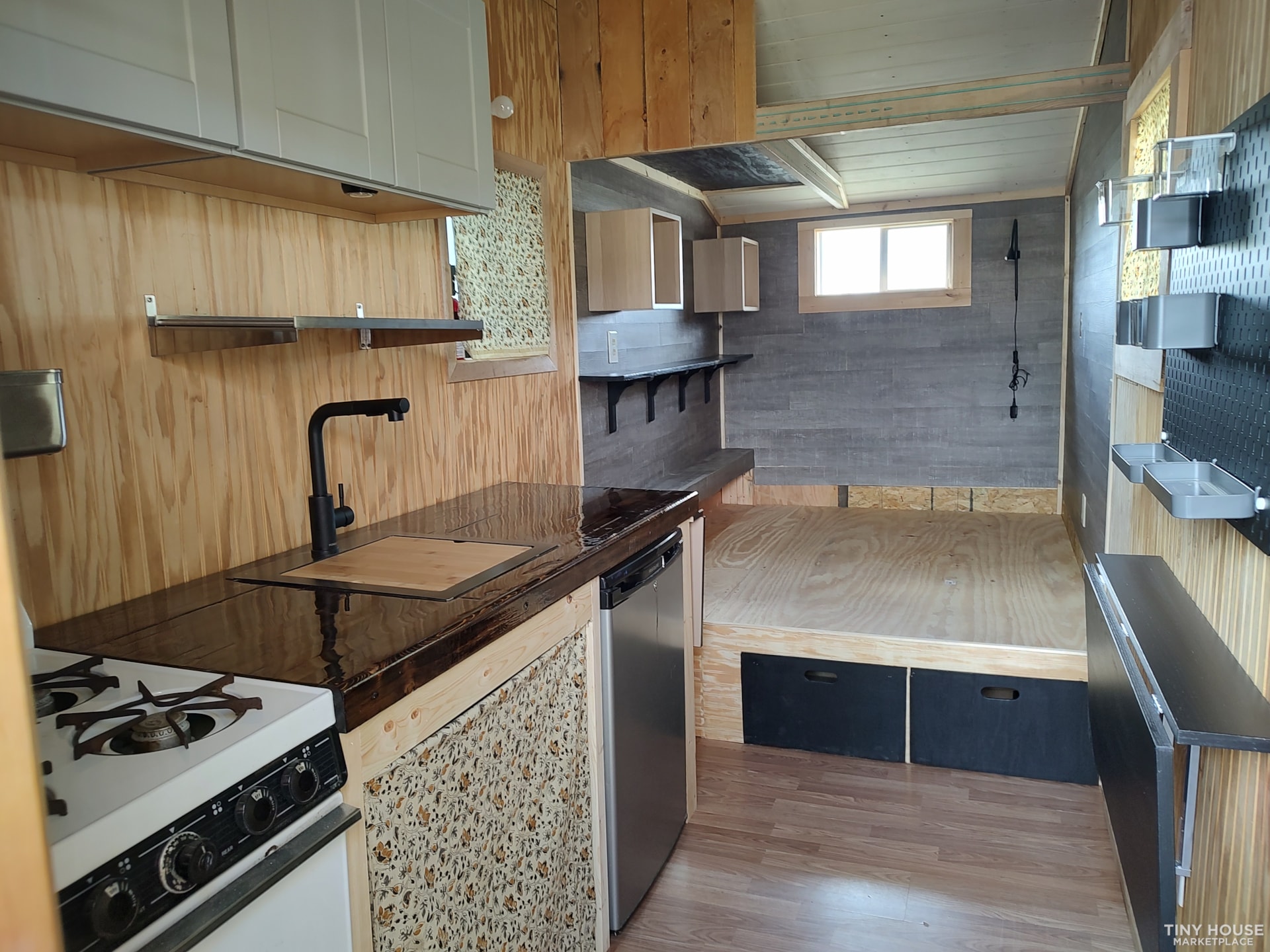 Tiny house on car trailer