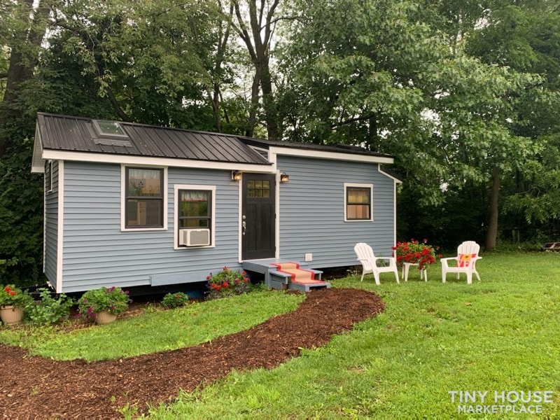 CUSTOM TINY HOUSE ON TRAILER
