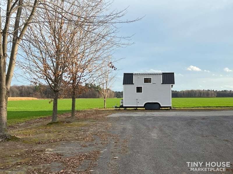 Tiny house on wheels  16’-0’’ x 8’-6’’ (The Traveler) - Image 4 Thumbnail