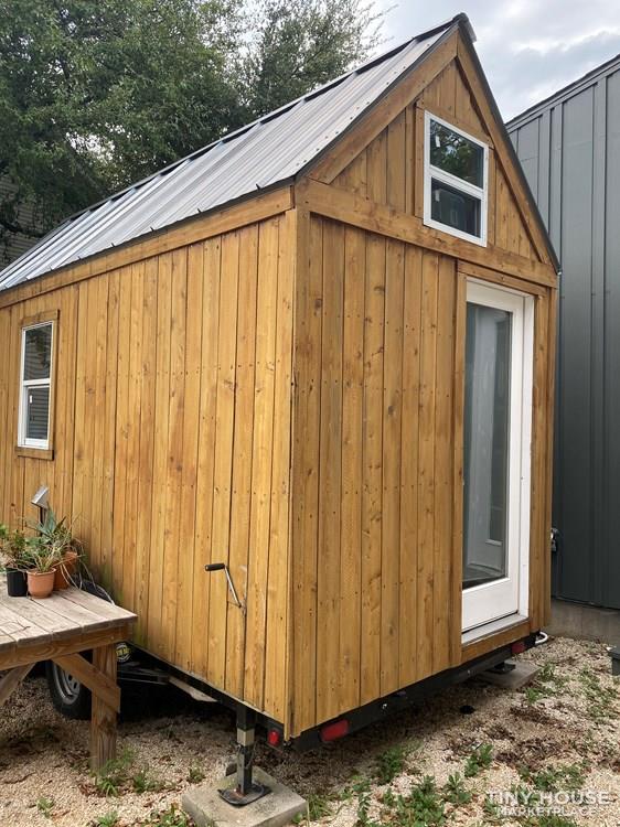 Tiny House on Wheels - Image 1 Thumbnail