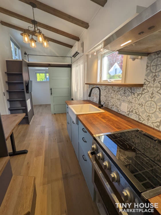 Tiny House on Wheels - Image 4 Thumbnail
