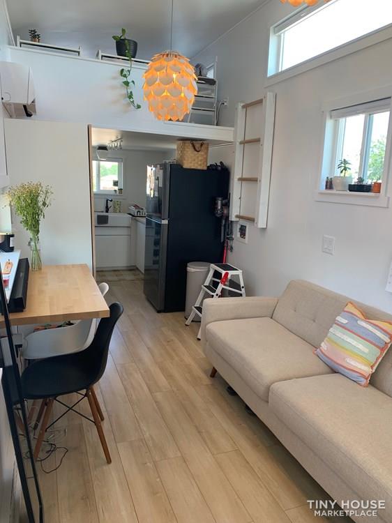 Tiny house on wheels 28' - Image 4 Thumbnail