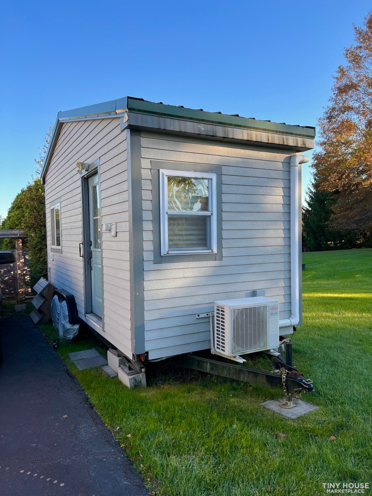 Tiny House on Wheels - Image 3 Thumbnail