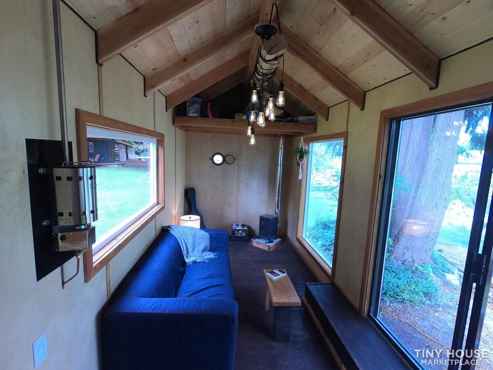 Tiny House on wheels 32ft - Image 2 Thumbnail