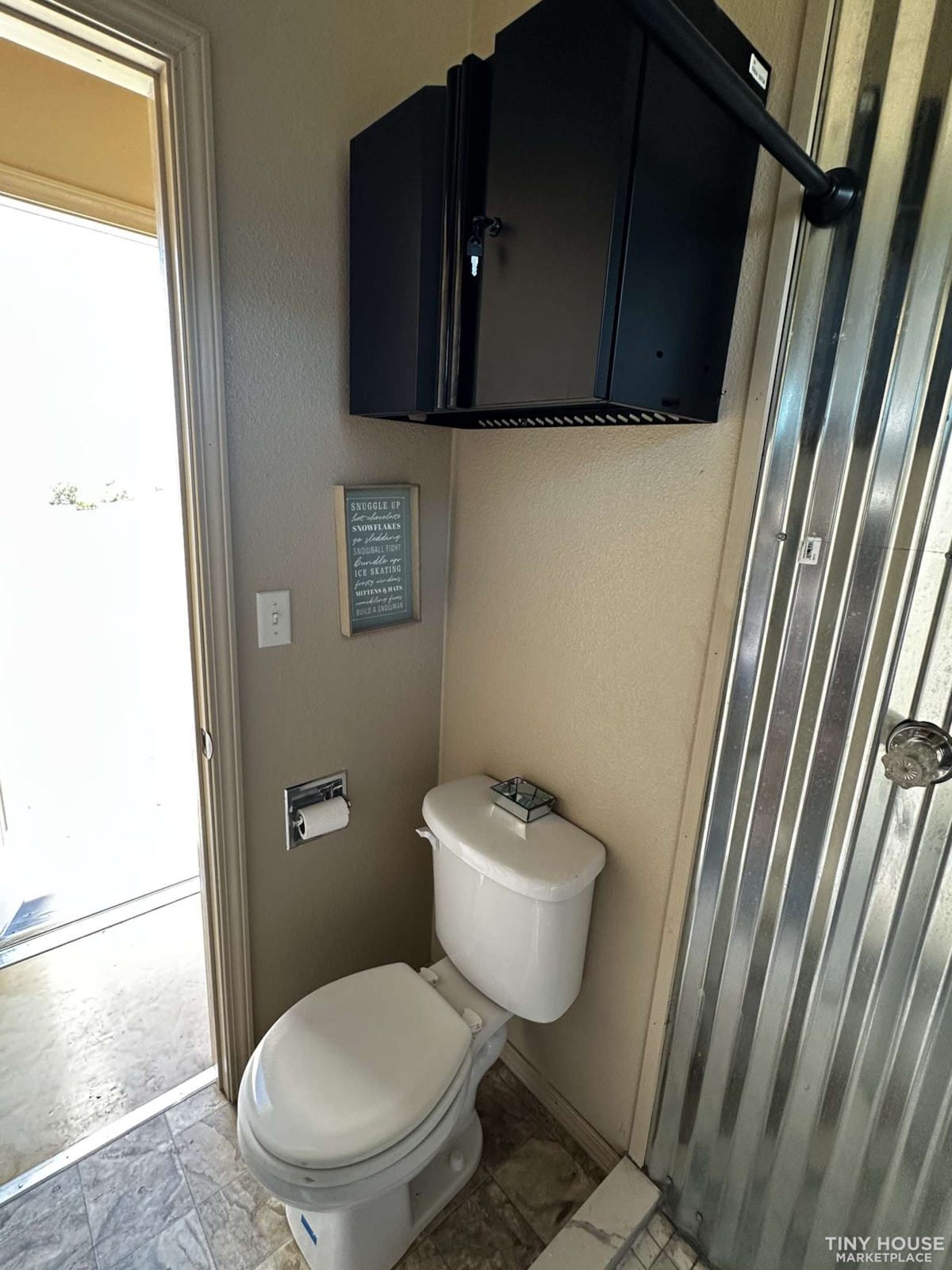 Tiny house on wheels - Image 3 Thumbnail