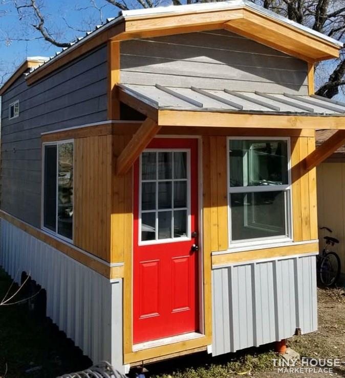Tiny house on wheels for sale - Image 1 Thumbnail