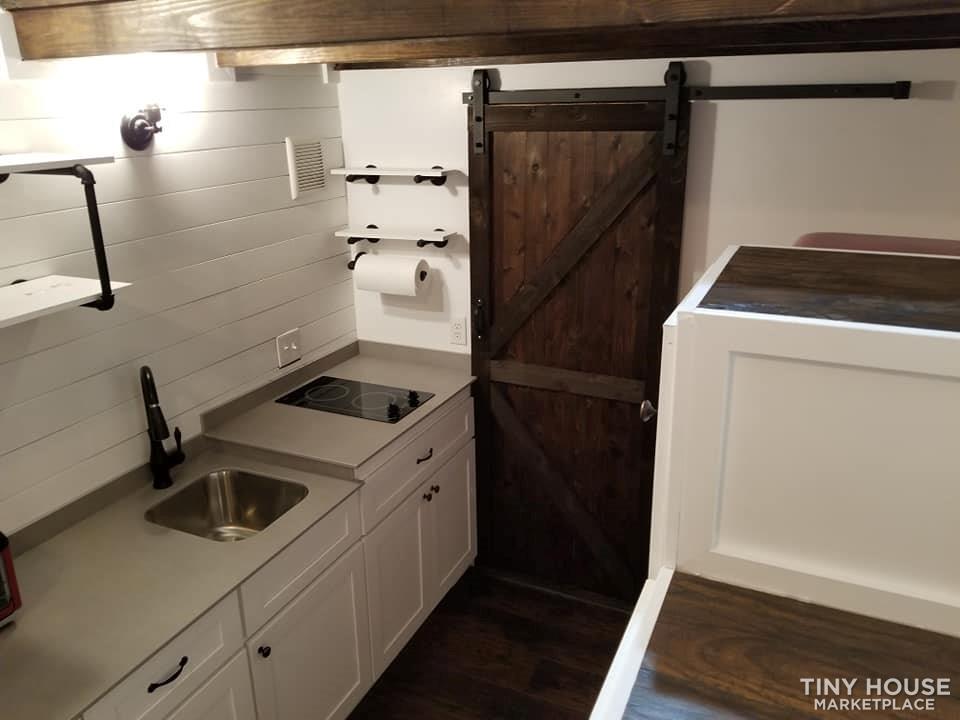 Tiny house on wheels for sale - Image 2 Thumbnail
