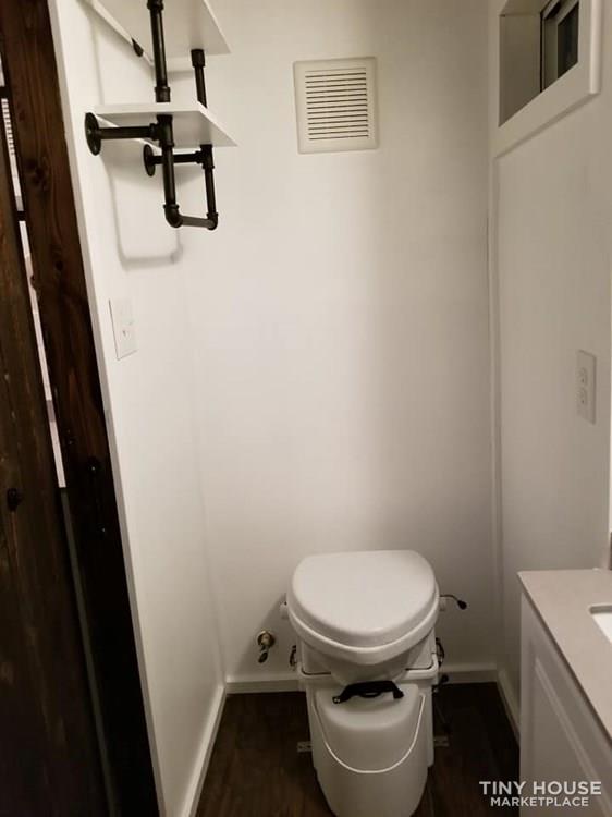 Tiny house on wheels for sale - Image 4 Thumbnail