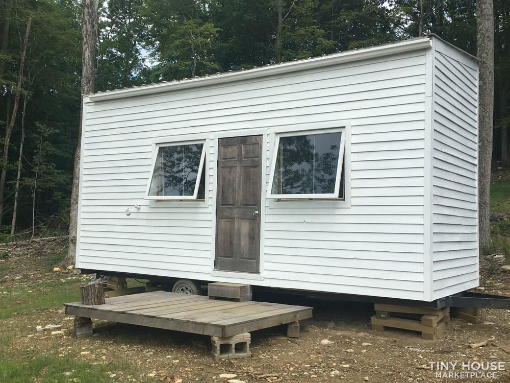 Tiny House on wheels in Southern Vermont - Image 2 Thumbnail