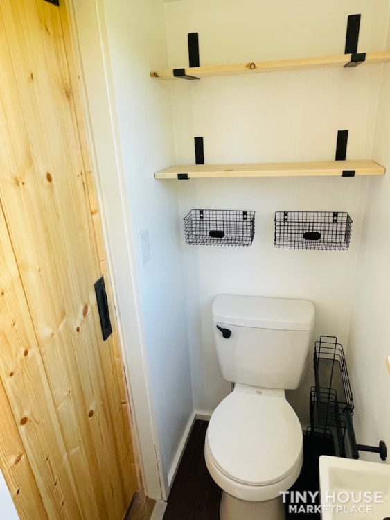 Tiny House on Wheels KNOXVILLE  - Image 3 Thumbnail