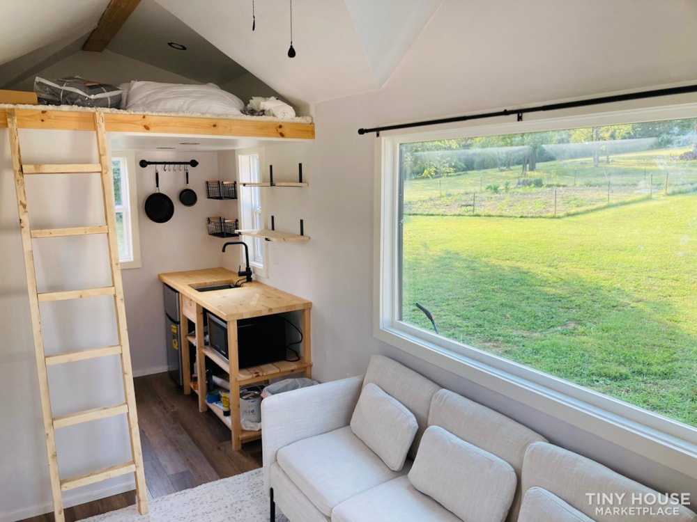 Tiny House on Wheels KNOXVILLE  - Image 4 Thumbnail