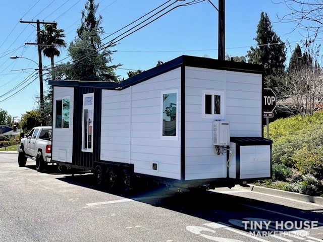 CERTIFIED Luxury Tiny Home on Wheels - READY NOW! - Image 4 Thumbnail