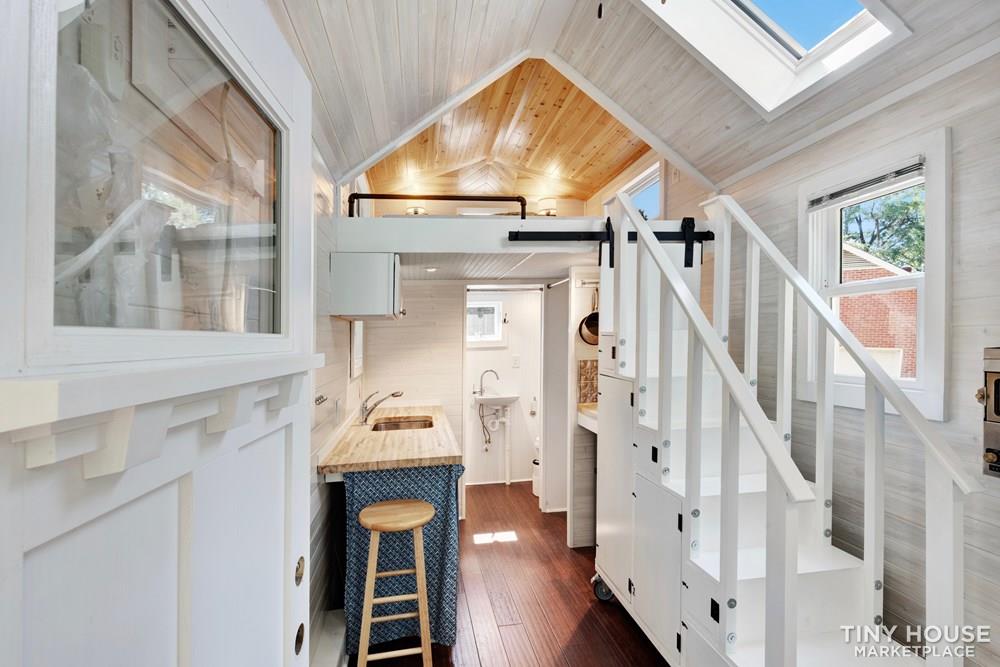 Tiny House - Ready to Go!!
