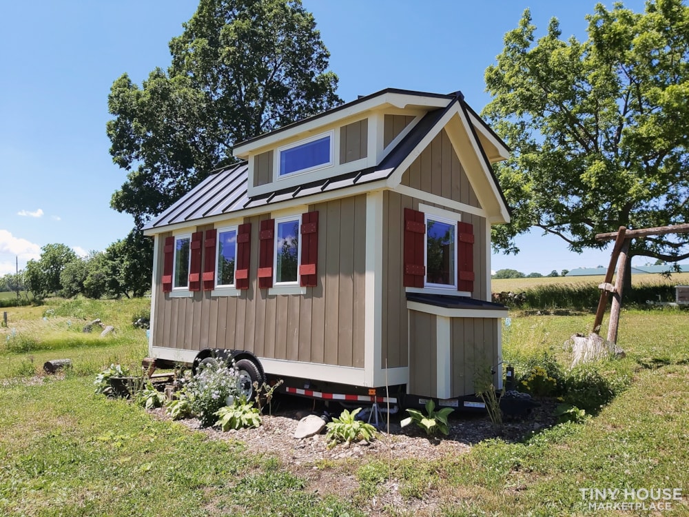 Tiny House/ Vacation Cabin on Wheels (pending) - Image 3 Thumbnail