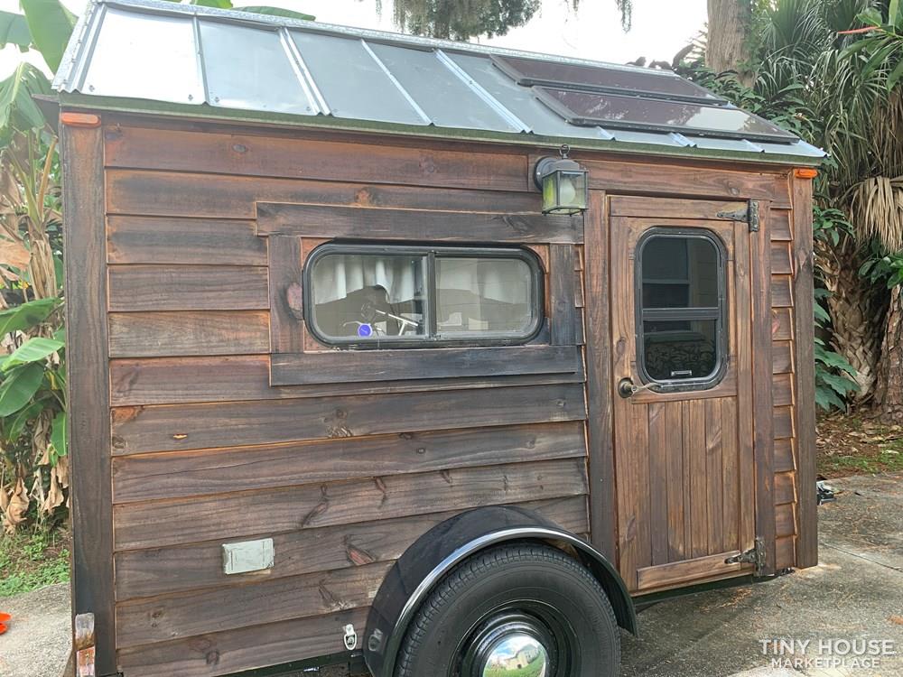 Tiny House Weekend Camper - Image 4 Thumbnail
