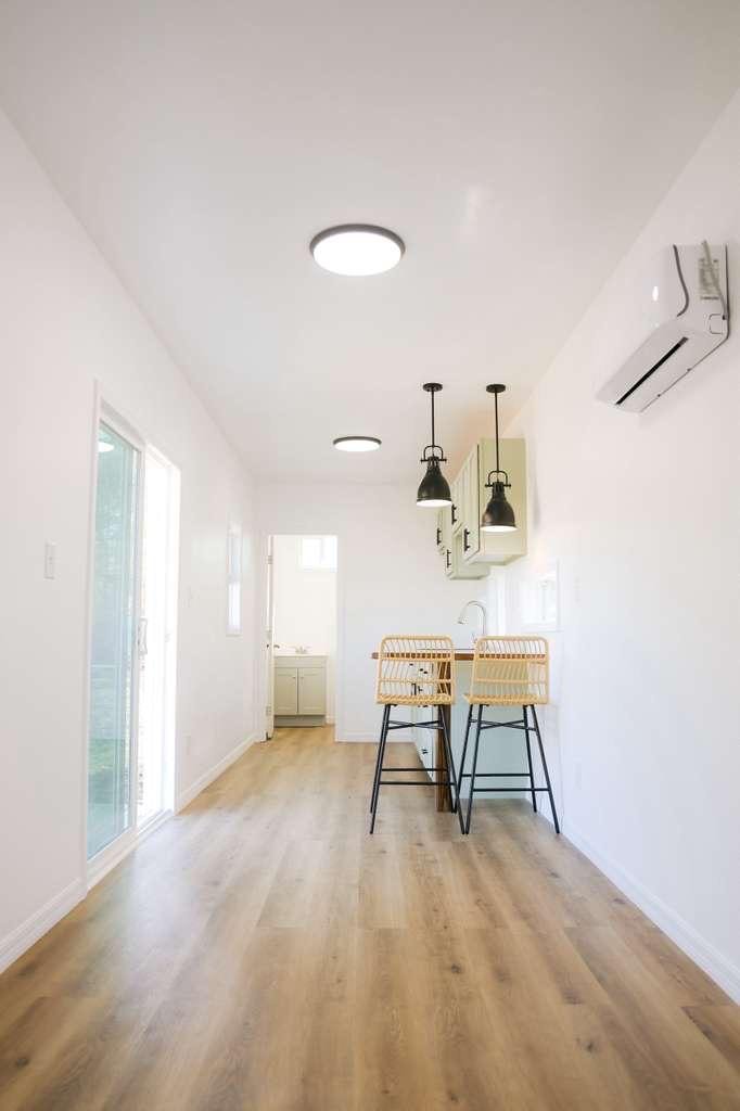 Tiny house with a deck on top - Image 2 Thumbnail