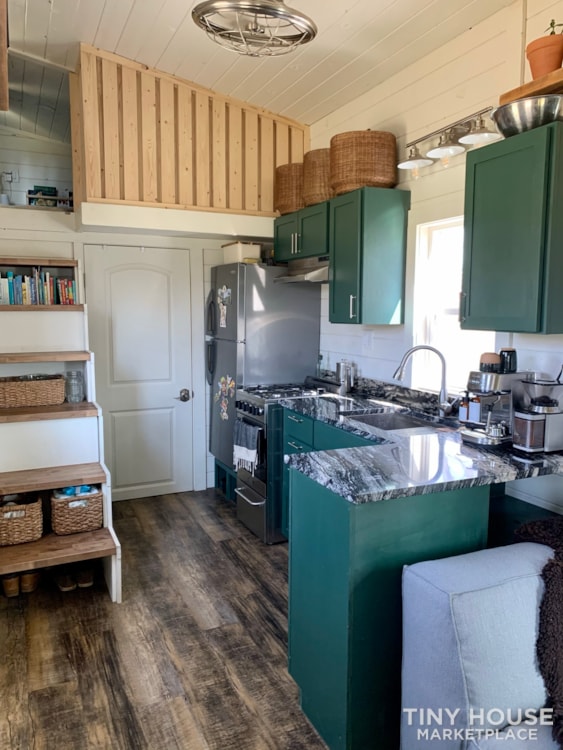 Tiny House With Abundant Storage - Image 2 Thumbnail