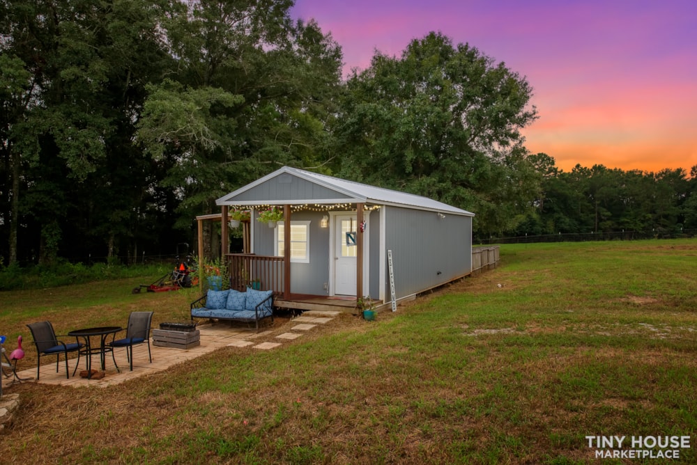 Tiny house with land!!!