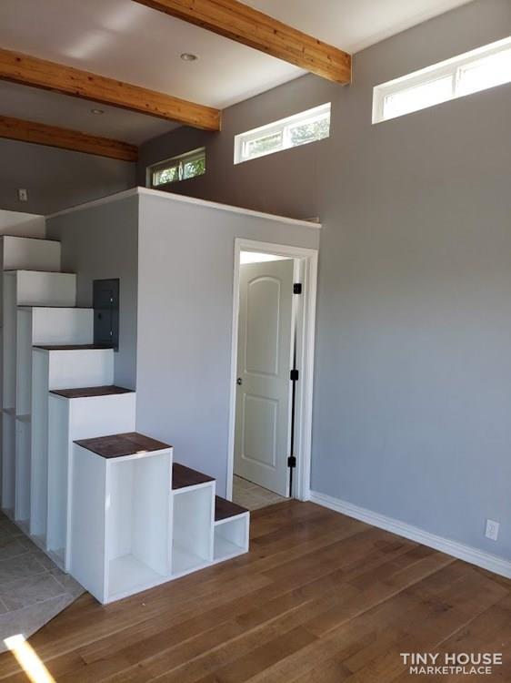 Tiny House with Loft - Image 3 Thumbnail