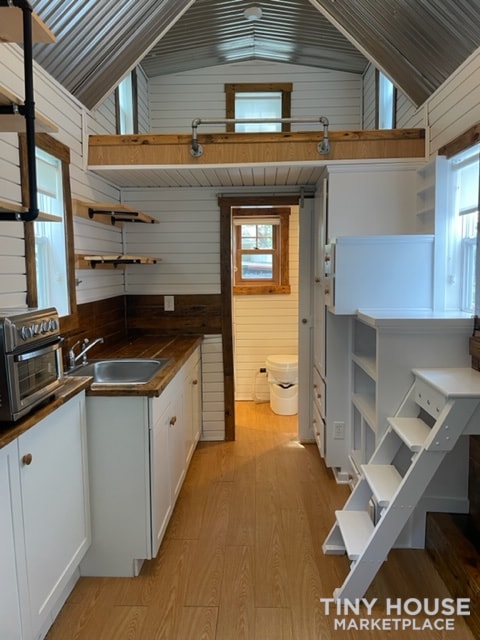 Tiny House with Tall Ceilings - Image 2 Thumbnail