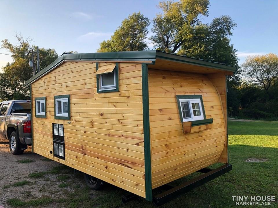 Tiny Lake Home/Cabin/Trailer totally remodeled for comfort and convenience - Image 3 Thumbnail