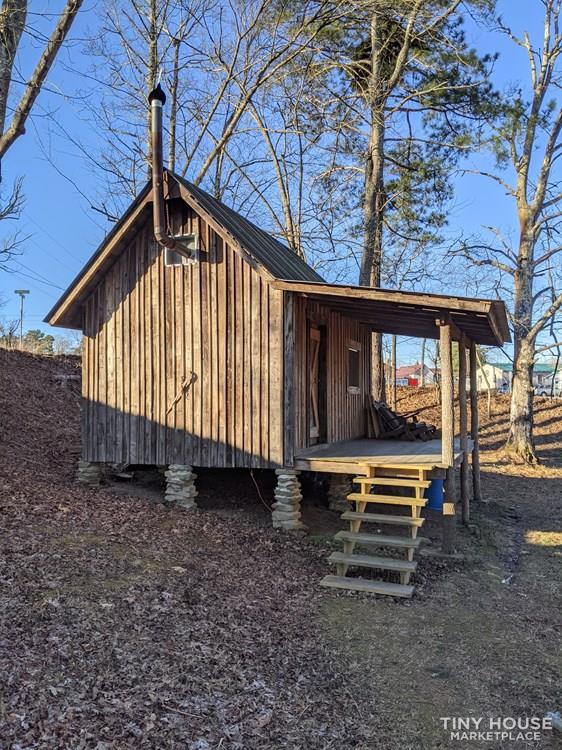Tiny lofted cabin - Image 3 Thumbnail