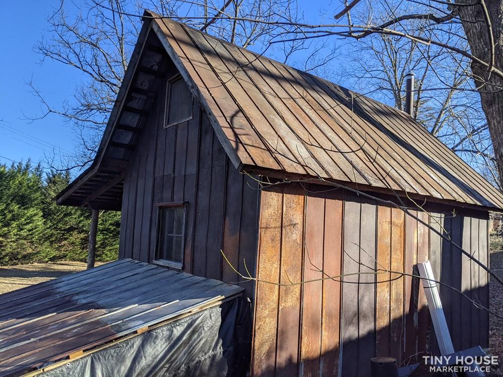 Tiny lofted cabin - Image 4 Thumbnail