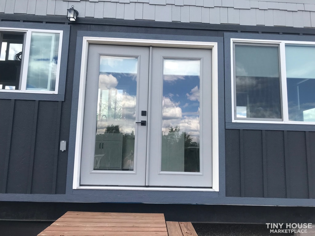 TINY PARK MODEL HOME FOR SALE, NOAH CERTIFIED AND INSPECTED BY LA PLATA COUNTY - Image 4 Thumbnail