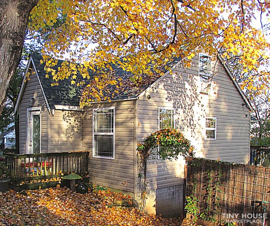 Tiny SW MO Cottage - Image 2 Thumbnail