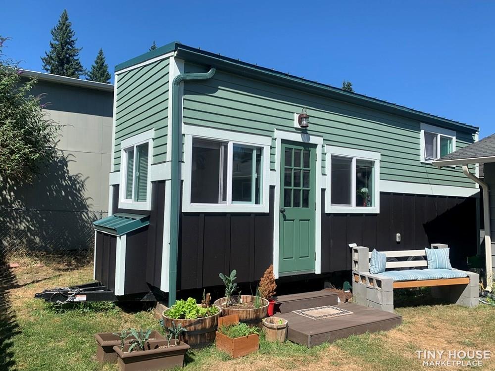Tiny Upcycled Island Home