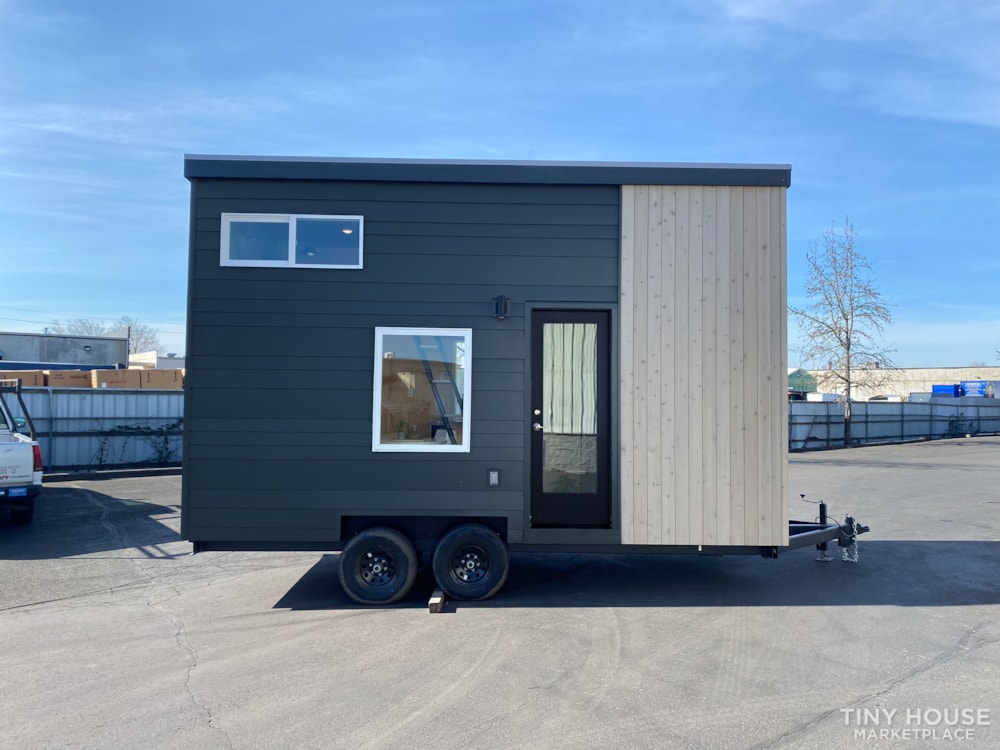 Tru Form Tiny M2 22-Ft. Travel Trailer For Sale Now - Image 3 Thumbnail