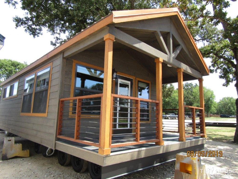 Tumbleweed tiny home built by platimun tiny homes - Image 4 Thumbnail