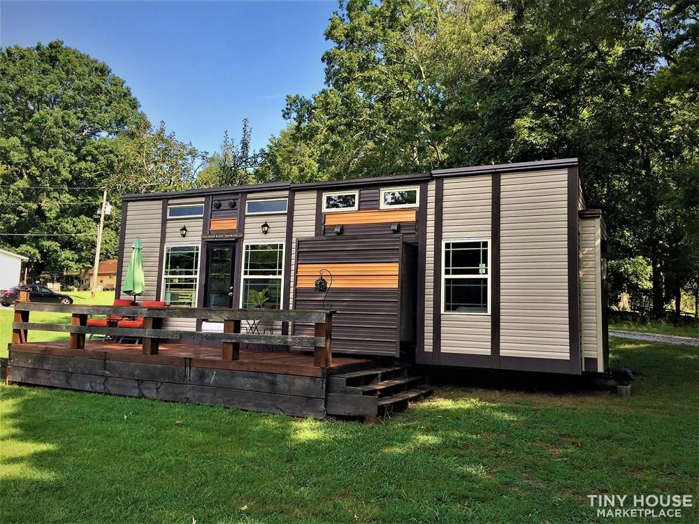 Turn Key Luxury Tiny Home on Wheels For Sale  - Image 3 Thumbnail