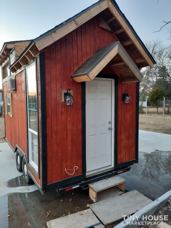 Two sleeping area tiny home  - Image 2 Thumbnail