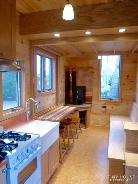 Ultimate Mobile Off Grid Tiny Home Ready for You & The Great Outdoors. - Image 1 Thumbnail