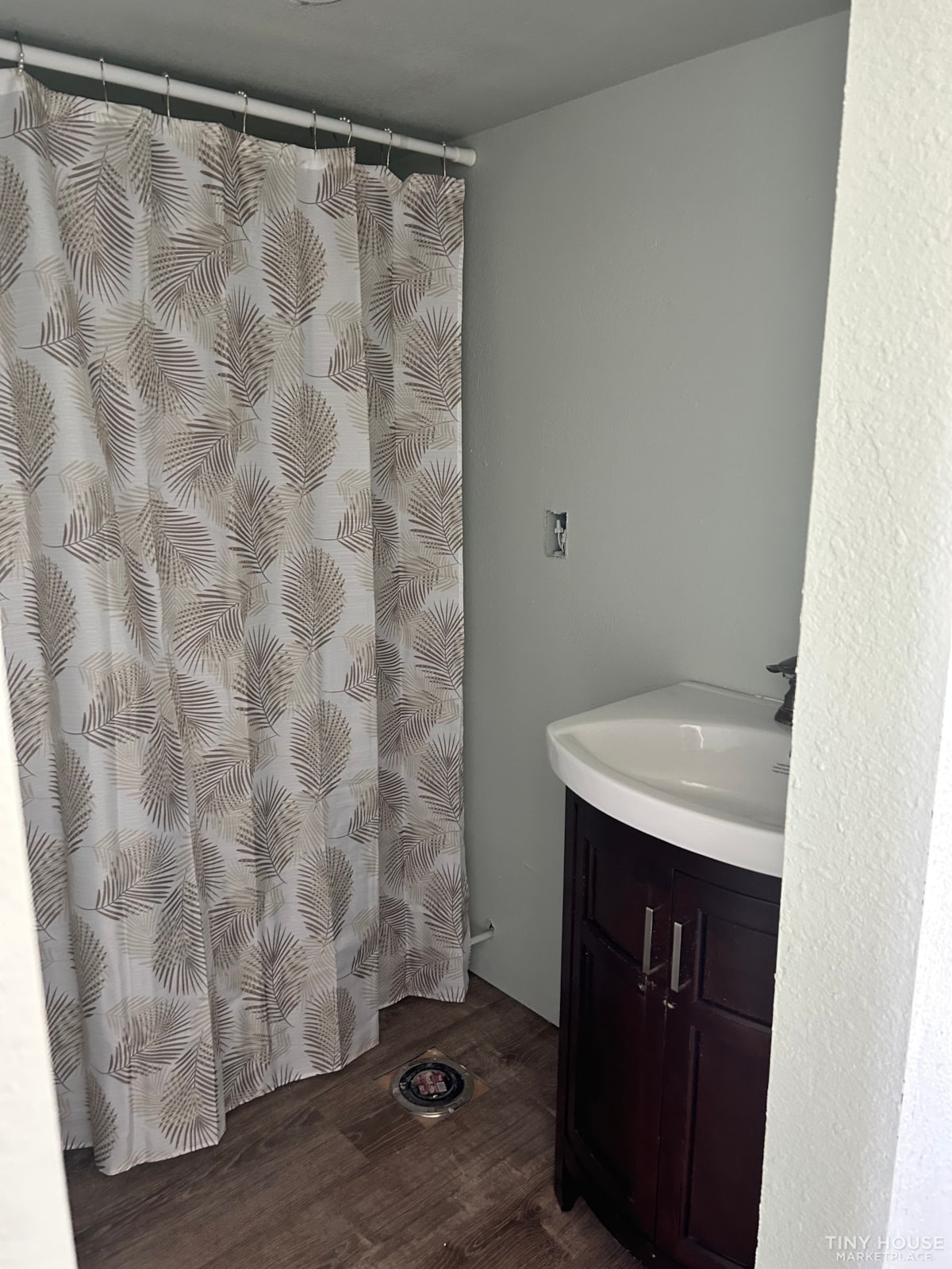 Unfinished one bedroom/ one bathroom tiny home 12X32. For sale in Lakeside ,AZ - Image 2 Thumbnail