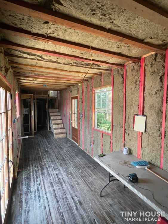 Unfinished shipping container house