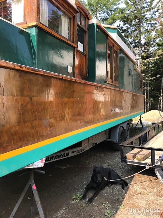 Unique Floating Tiny Home in Boston - Image 2 Thumbnail
