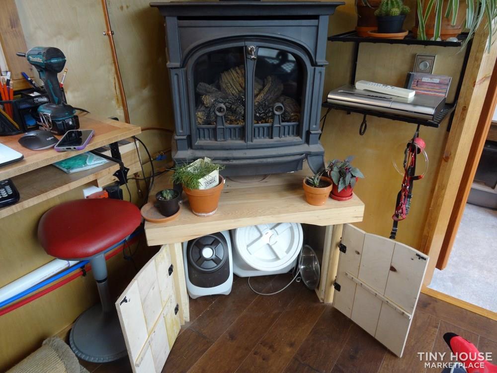 Vermont Made Pet Friendly Tiny Home - Image 4 Thumbnail