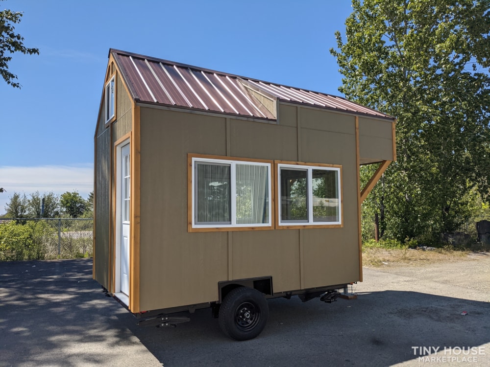 Very Special 12x8 Tiny House - Image 4 Thumbnail